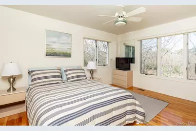 38 Red Creek Circle, Hampton Bays, NY 11946 - Photo 11