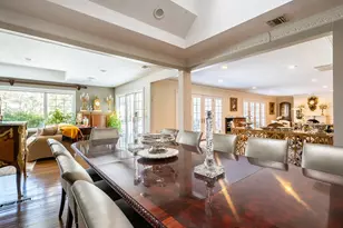 13 Lighthouse Rd, Great Neck, NY 11024 - Photo 11