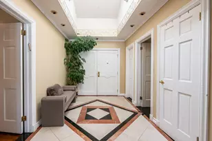 13 Lighthouse Rd, Great Neck, NY 11024 - Photo 3