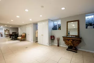 13 Lighthouse Rd, Great Neck, NY 11024 - Photo 25