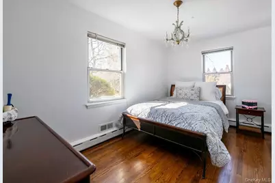 13 Lighthouse Road, Great Neck, NY 11024 - Photo 23