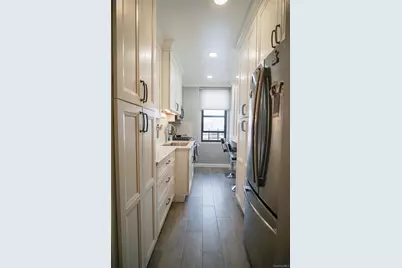3321 Bruckner Boulevard #5J, Bronx, NY 10461 - Photo 9