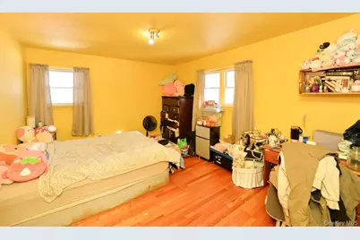 7 S Oak Street, Spring Valley, NY 10977 - Photo 9