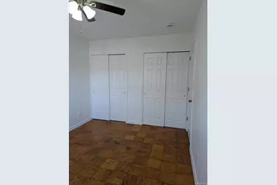 11A Hemlock Drive #8, Bay Shore, NY 11706 - Photo 5