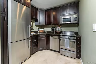 2 Richmond Rd, Long Beach, NY 11561 - Photo 7