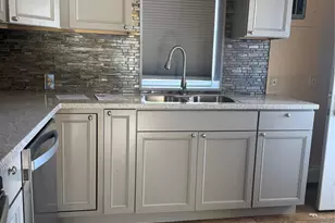 51 Fallkill Ave, Poughkeepsie, NY 12601 - Photo 7