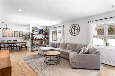 17 Meroke Lane, Rocky Point, NY 11778 - Photo 5