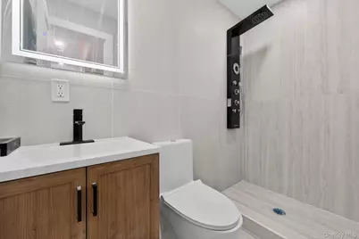 11420 149th Street, Jamaica, NY 11436 - Photo 5