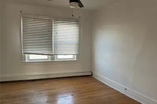 126 Deer Park Ave, Babylon, NY 11702 - Photo 9