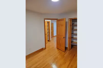 6006 172nd Street, Fresh Meadows, NY 11365 - Photo 7