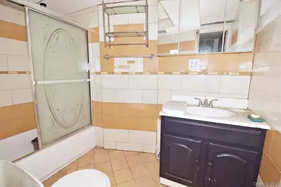 83-42 159th Street, Jamaica, NY 11432 - Photo 15