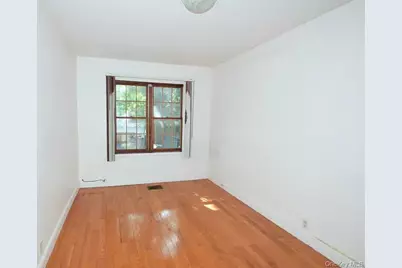 83-42 159th Street, Jamaica, NY 11432 - Photo 11