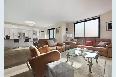 27110 Grand Central Parkway #25N, Floral Park, NY 11005 - Photo 9