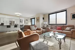 271-10 Grand Central Pkwy, Floral Park, NY 11005 - Photo 9