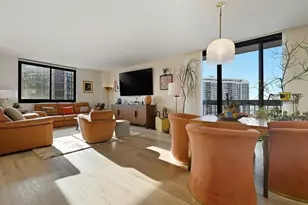 271-10 Grand Central Pkwy, Floral Park, NY 11005 - Photo 5