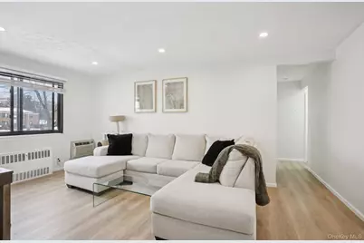 23 Lawrence Drive #A, White Plains, NY 10603 - Photo 3