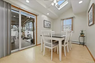 38 Bacon Ln, Babylon, NY 11702 - Photo 11