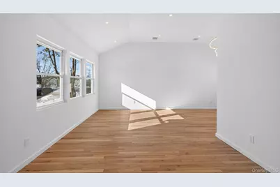 2675 Anthony Avenue, Bellmore, NY 11710 - Photo 11