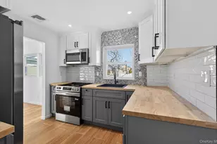 2675 Anthony Ave, Bellmore, NY 11710 - Photo 15