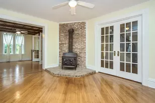 27 Summit Ave, Sea Cliff, NY 11579 - Photo 5