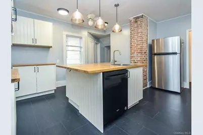 27 Summit Avenue, Sea Cliff, NY 11579 - Photo 15