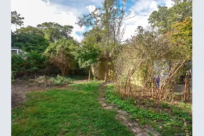 27 Summit Avenue, Sea Cliff, NY 11579 - Photo 35