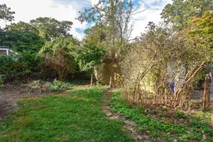 27 Summit Ave, Sea Cliff, NY 11579 - Photo 35