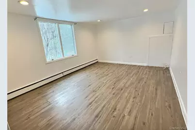 4 Pilgrim Terrace, Poughkeepsie, NY 12601 - Photo 7