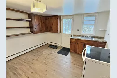 4 Pilgrim Terrace, Poughkeepsie, NY 12601 - Photo 5