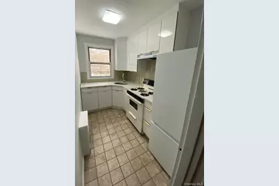 3 Winchester Avenue #1A, Yonkers, NY 10710 - Photo 1
