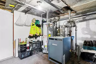 809 Friel Pl, Brooklyn, NY 11218 - Photo 17