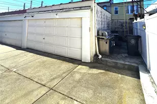 70-18 68th St, Glendale, NY 11385 - Photo 9