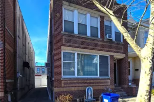 70-18 68th St, Glendale, NY 11385 - Photo 3