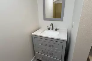 7 Ivy Ct, Fishkill, NY 12524 - Photo 7