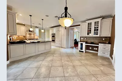 3683 Orchard Road, Wantagh, NY 11793 - Photo 9