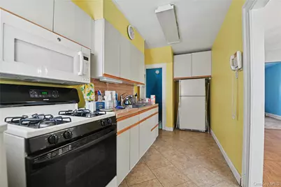 6537 77th Place, Middle Village, NY 11379 - Photo 9