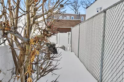6537 77th Place, Middle Village, NY 11379 - Photo 25