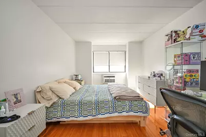 36-25 Union Street #5E, Flushing, NY 11354 - Photo 13