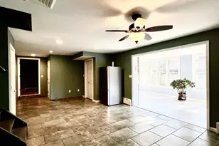 44 Bruce Ln, Westbury, NY 11590 - Photo 13