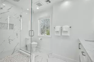 1054 Clay Ave, Pelham, NY 10803 - Photo 21