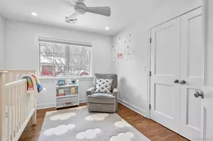 1054 Clay Ave, Pelham, NY 10803 - Photo 23