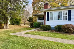 34 Cross St, New Windsor, NY 12553 - Photo 5