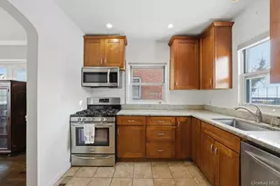 238 Kimball Terrace, Yonkers, NY 10704 - Photo 7