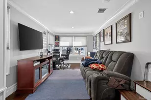 85 Pengon Cir, East Meadow, NY 11554 - Photo 15