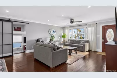 85 Pengon Circle, East Meadow, NY 11554 - Photo 5