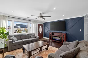 85 Pengon Cir, East Meadow, NY 11554 - Photo 3