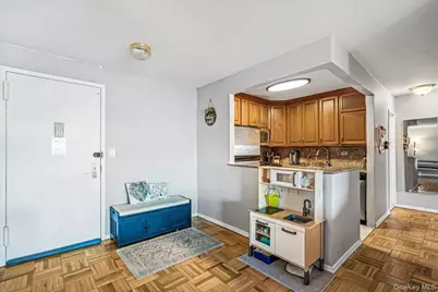 17-85 215th Street #1P, Bayside, NY 11360 - Photo 5