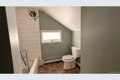 19 Bloomingburg Road, Middletown, NY 10940 - Photo 3