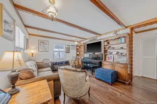 694 Whittier St, Westbury, NY 11590 - Photo 9