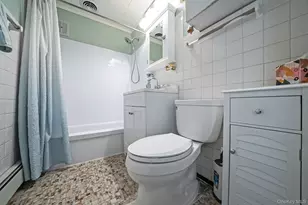 694 Whittier St, Westbury, NY 11590 - Photo 17